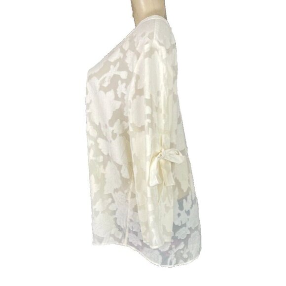 Van Heusen XL Eggshell Sheer Textured Floral Crew Neck Split Tie Long Sleeve Top - Picture 5 of 6